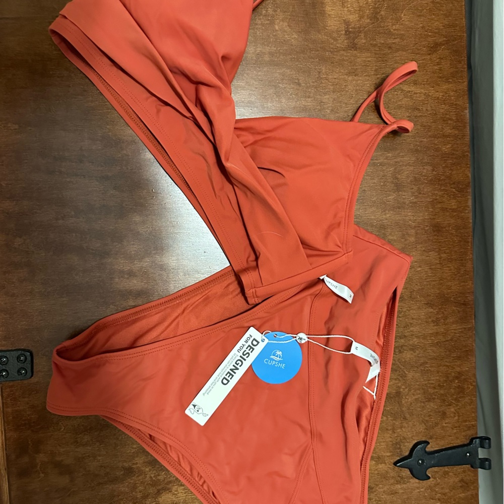 Cupshe swim suit brand new